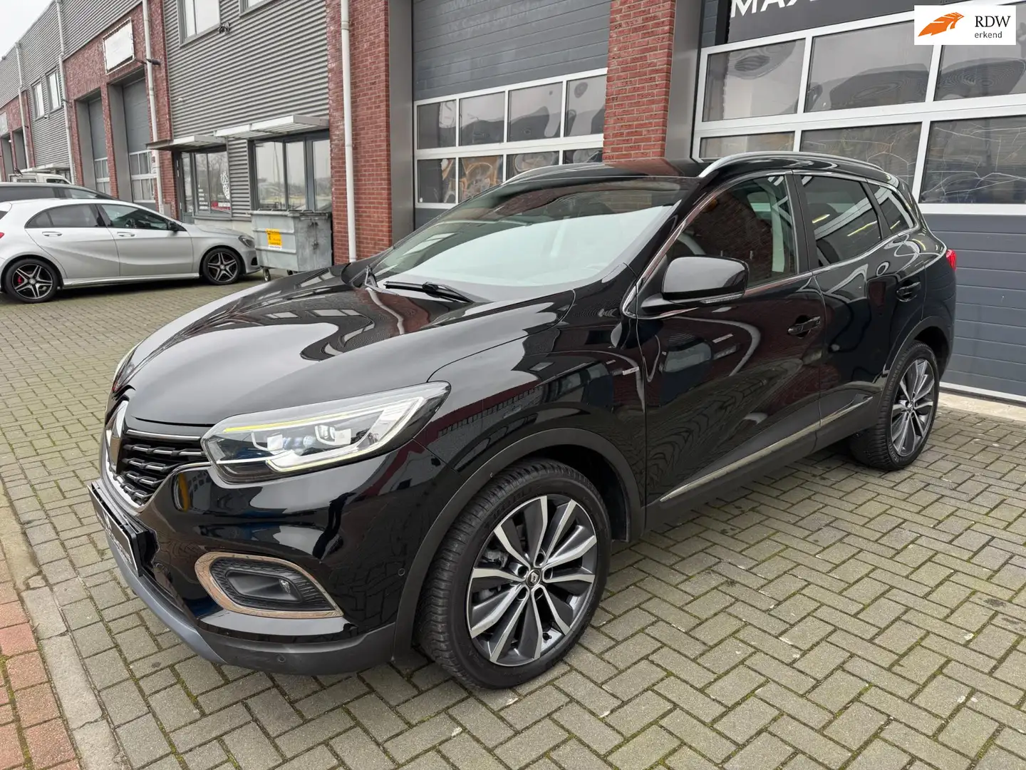 Renault Kadjar 1.3 TCe AUT BOSE Edition LED Pano Navi Camera Zwart - 1