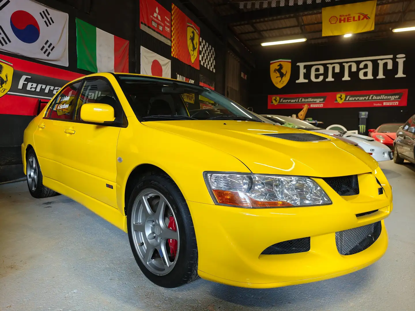 Mitsubishi Lancer Evo Evolution VIII Ralliart Jaune - 2