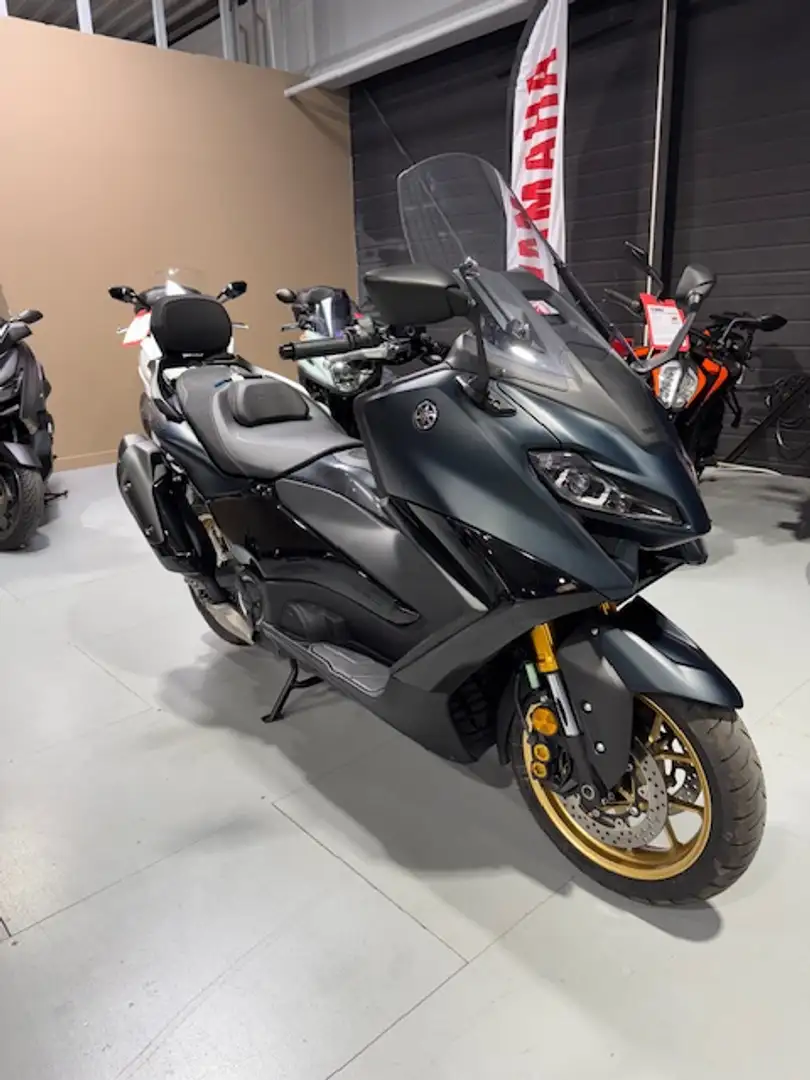 Yamaha TMAX 560 Vert - 1
