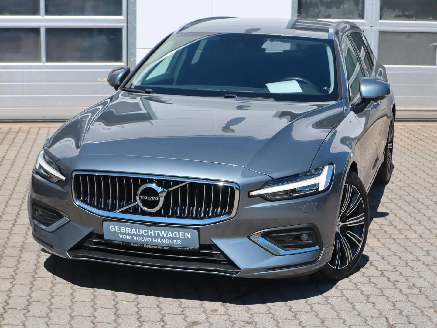 Volvo V60 D4 Inscription*AZV*RFK Grijs - 2