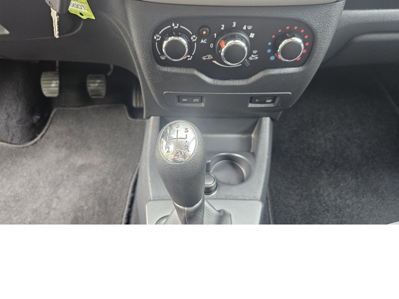 Dacia Lodgy 7 Sitze+ Klima + Insp TÜV+ Zahnr. NEU + — photo 13