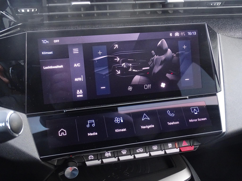 Peugeot 408 1.2 HYBRID 145 e-DSC6 Allure — photo 12