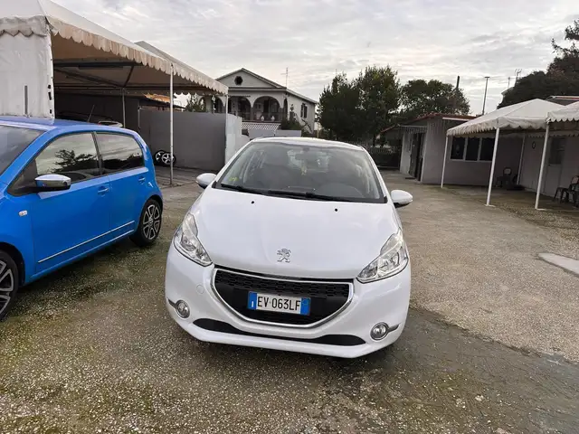 Peugeot 208 208 I 2012 5p 1.4 hdi 8v Allure