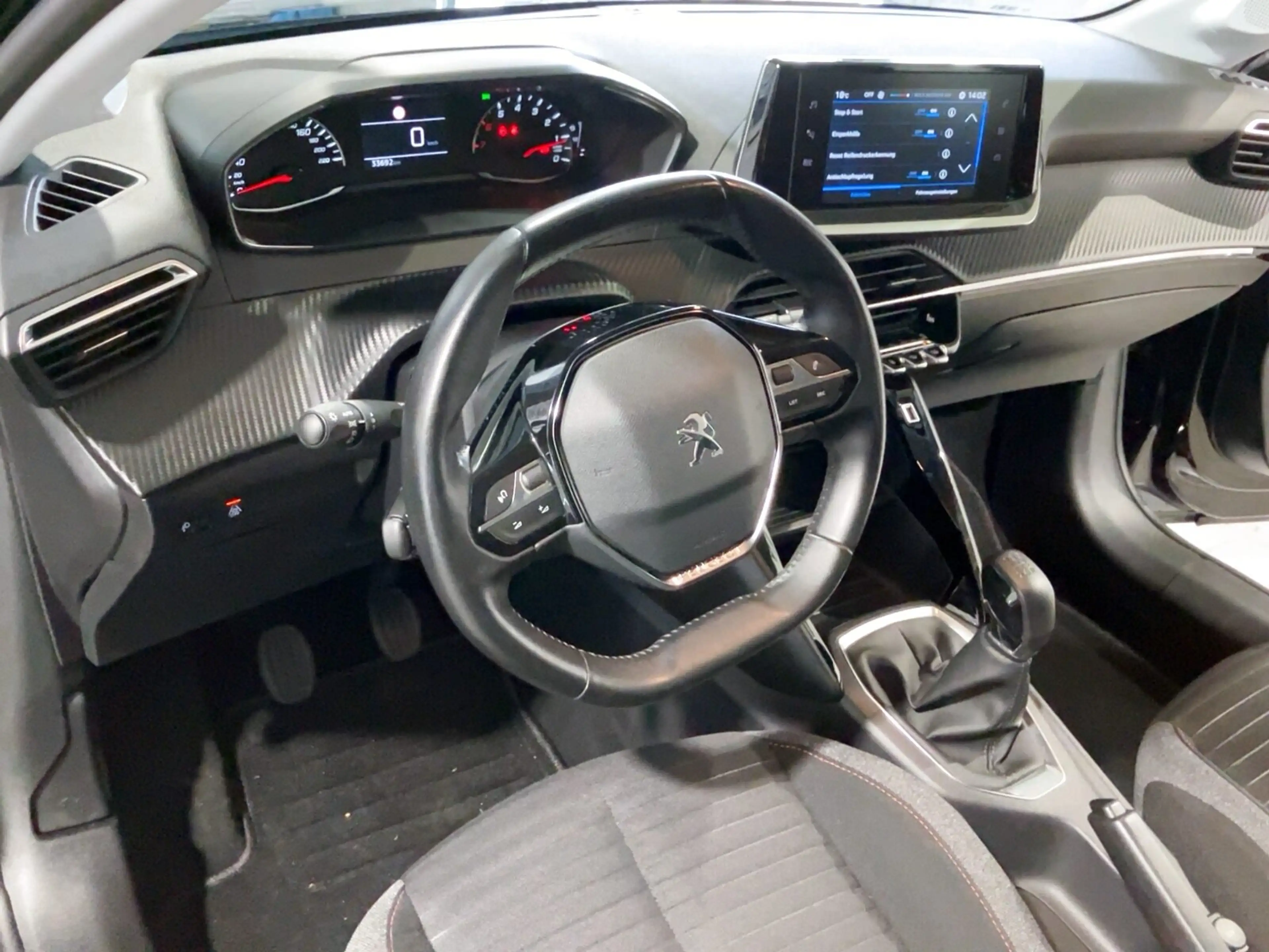 Peugeot 208 1.2 PureTech 75 Active LED SHZ KeyLess SpurH — photo 7