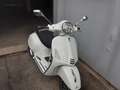 Vespa GTS Super 300 2JAHRE,1750KM,SCHECKHEFT GEPF.2JAHRE TÜV.G.STUS Fehér - thumbnail 10