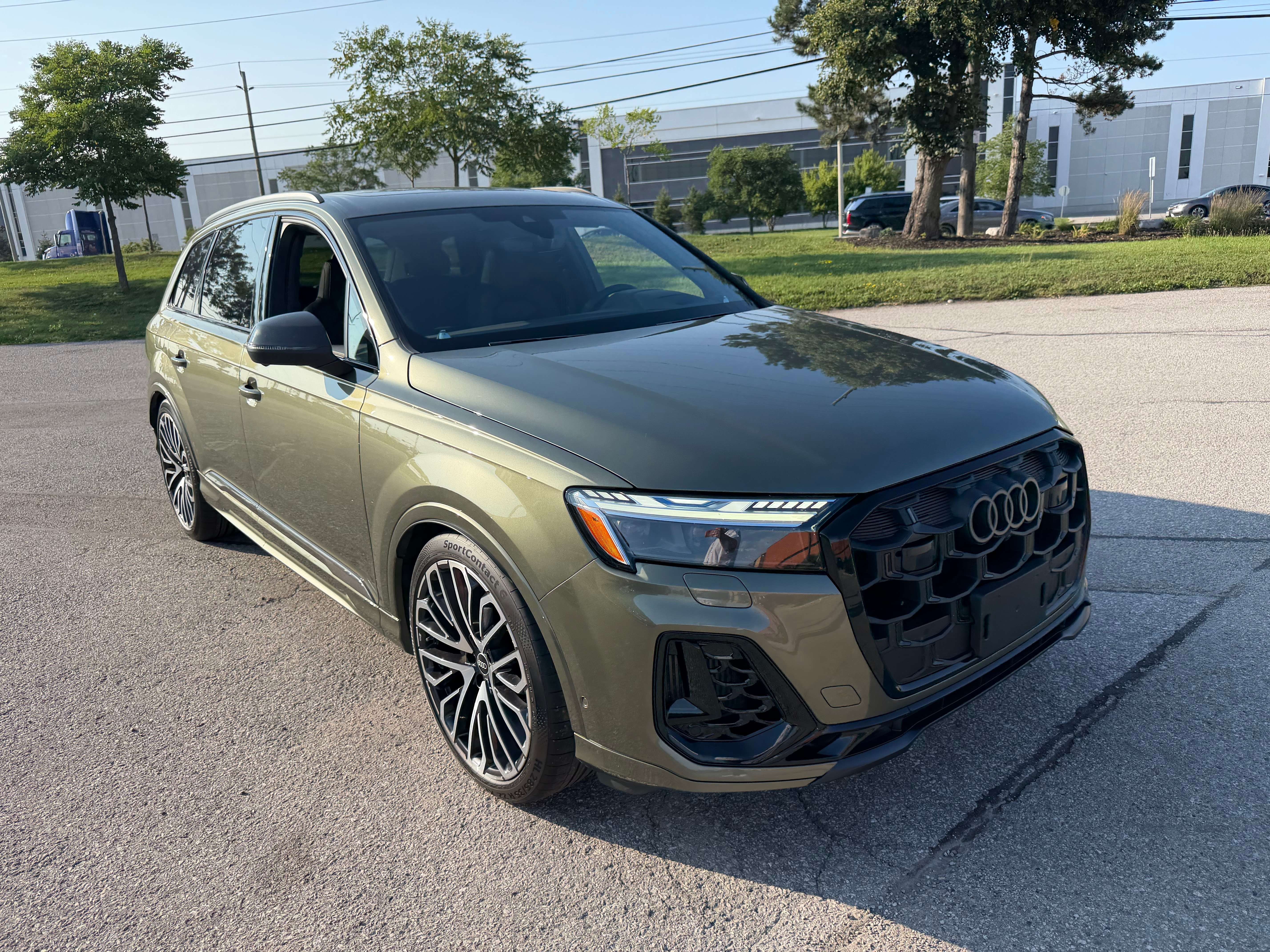 2025 Audi SQ7