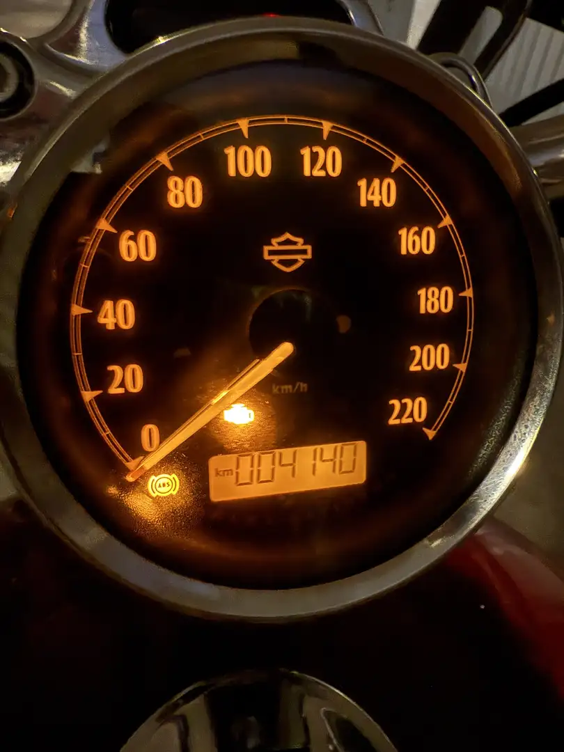 Harley-Davidson 1200 Custom Custom Rosso - 1