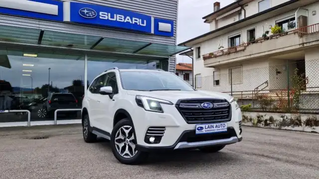 Subaru Forester 2.0i CVT eBoxer Free