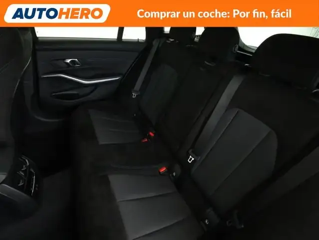 BMW 3 Series view 15