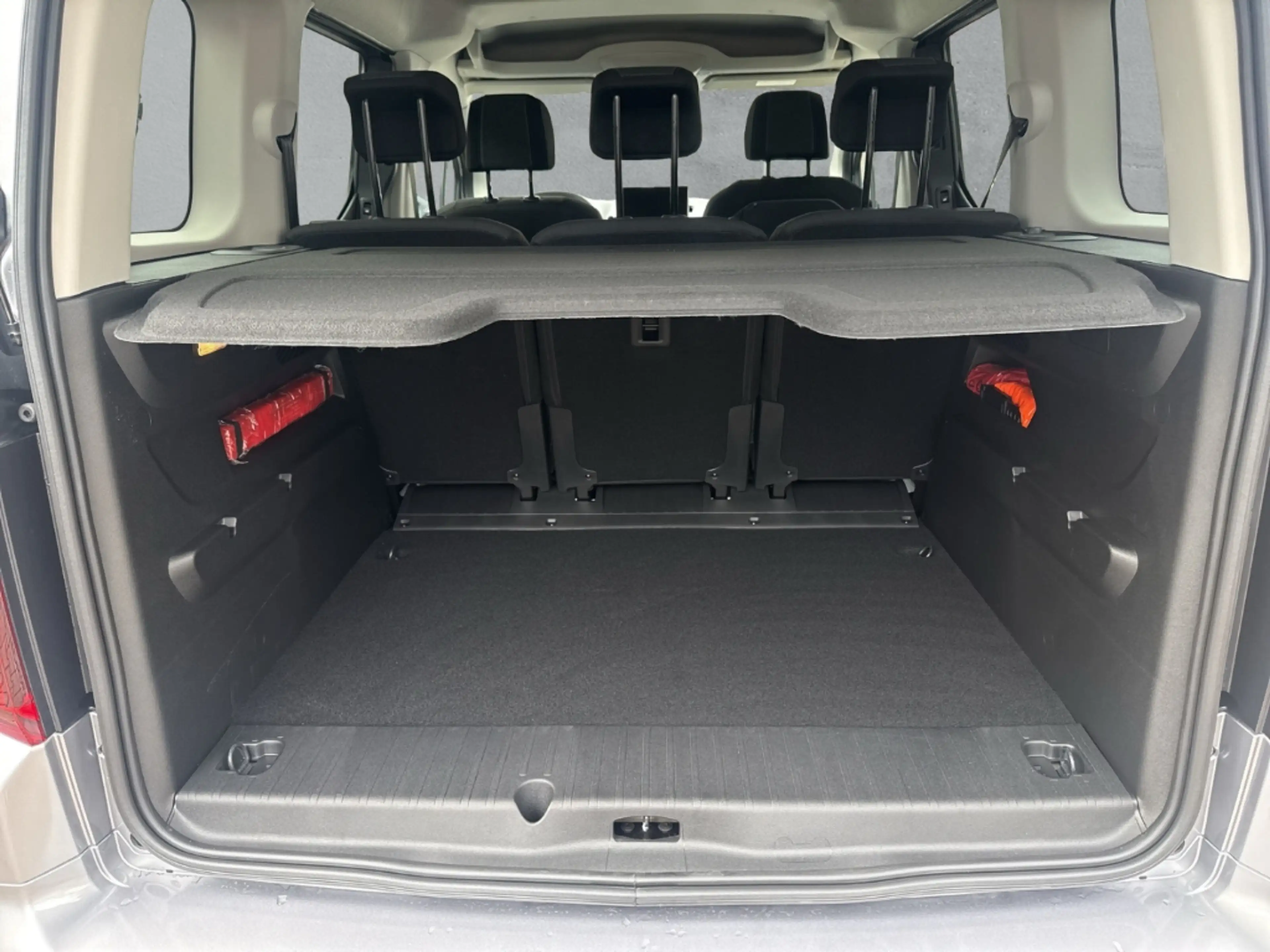 Opel Combo Life E GS — photo 6
