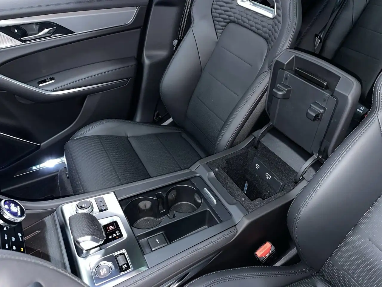 Jaguar F-Pace снимка Jaguar F-Pace