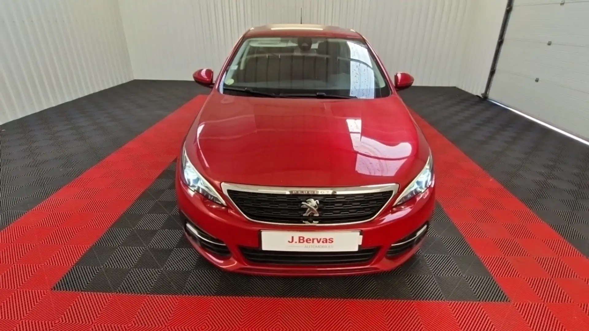 Peugeot BlueHDi 130 EAT8 S&amp;S ACTIVE BUSINESS Red - 2