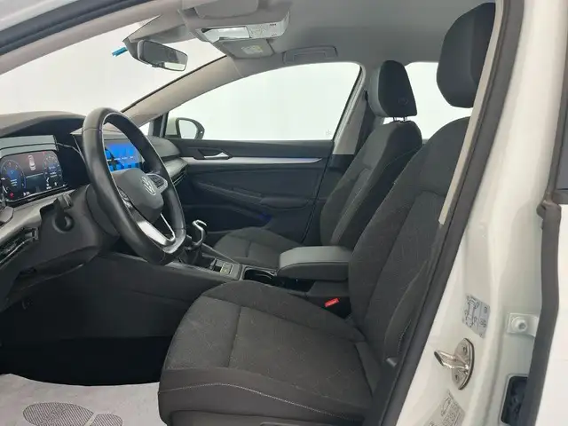 Volkswagen Golf view 9