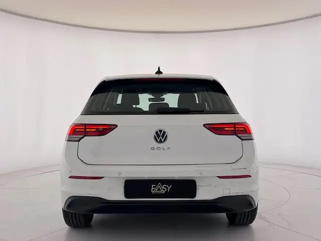 Volkswagen Golf view 6