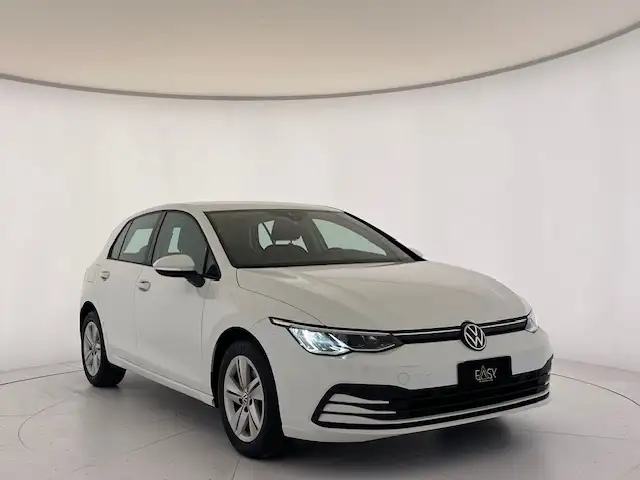 Volkswagen Golf view 4