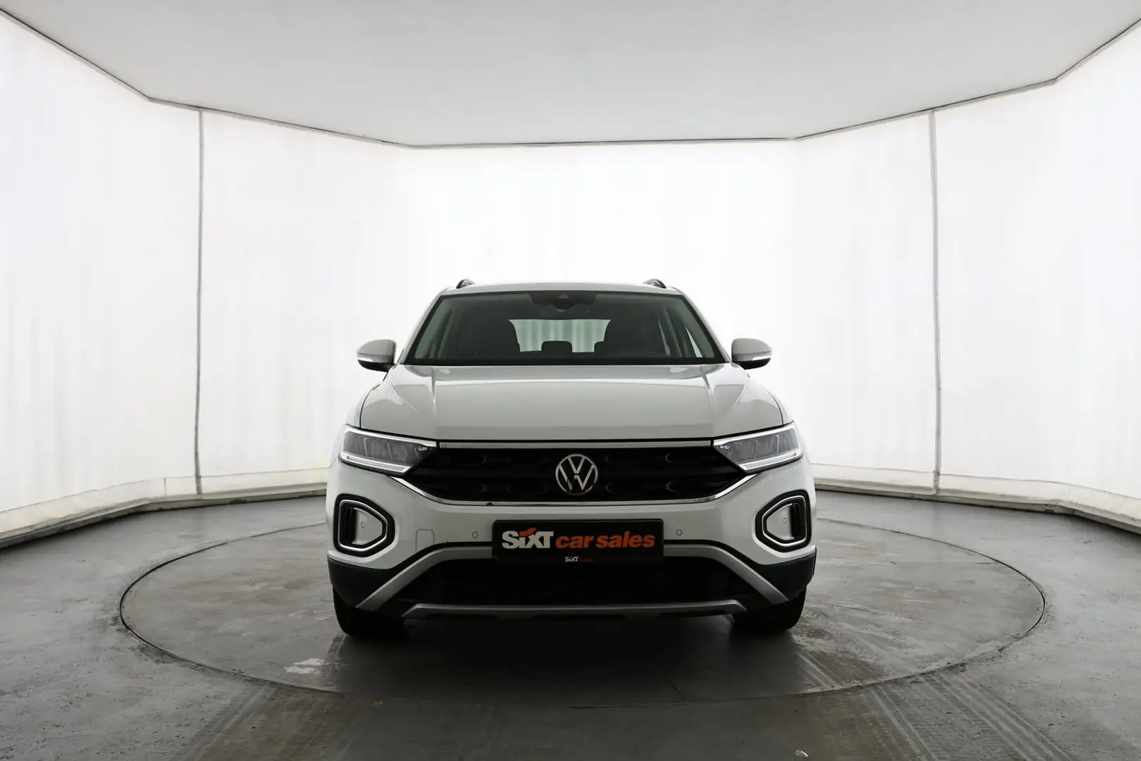 Volkswagen T-Roc 1.0 TSI Life NAV|LED|ParkAssist|SHZG|16" Wit - 2
