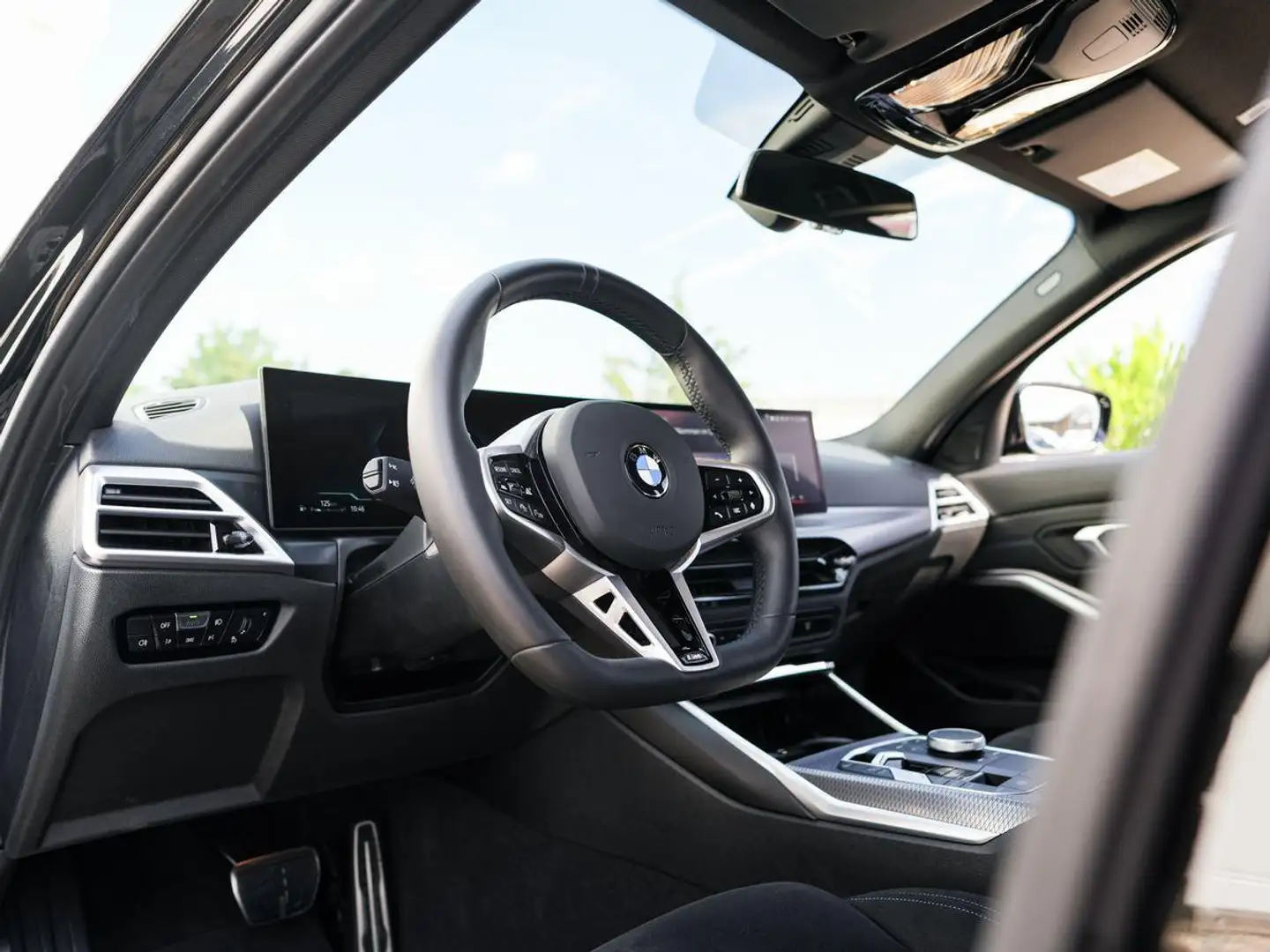 BMW 330 i xDrive Tour M-Sport 19" ACC AHK HiFi RFK Kék - 1