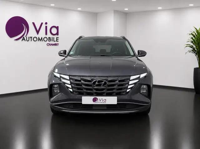Hyundai Tucson view 2