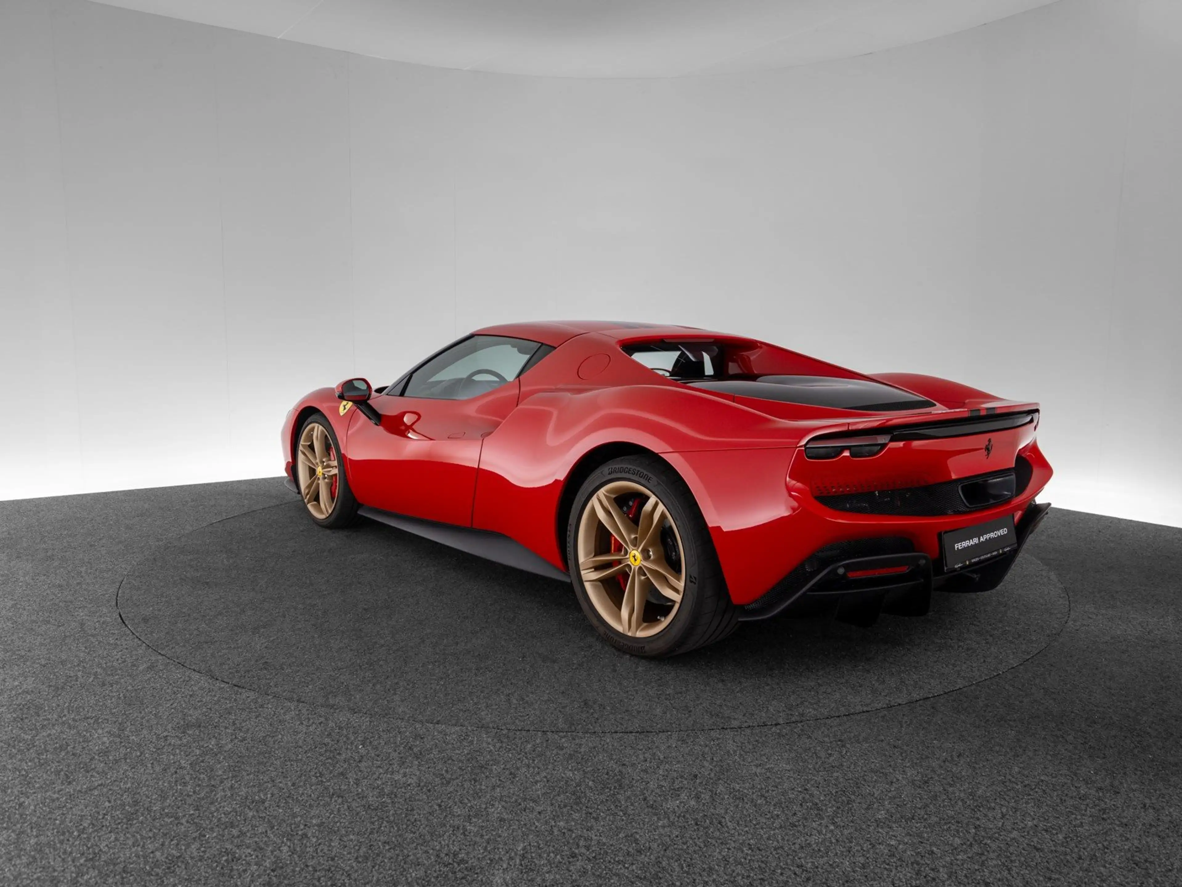 Ferrari 296 GTB — photo 7