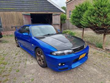 R33 GTS-T