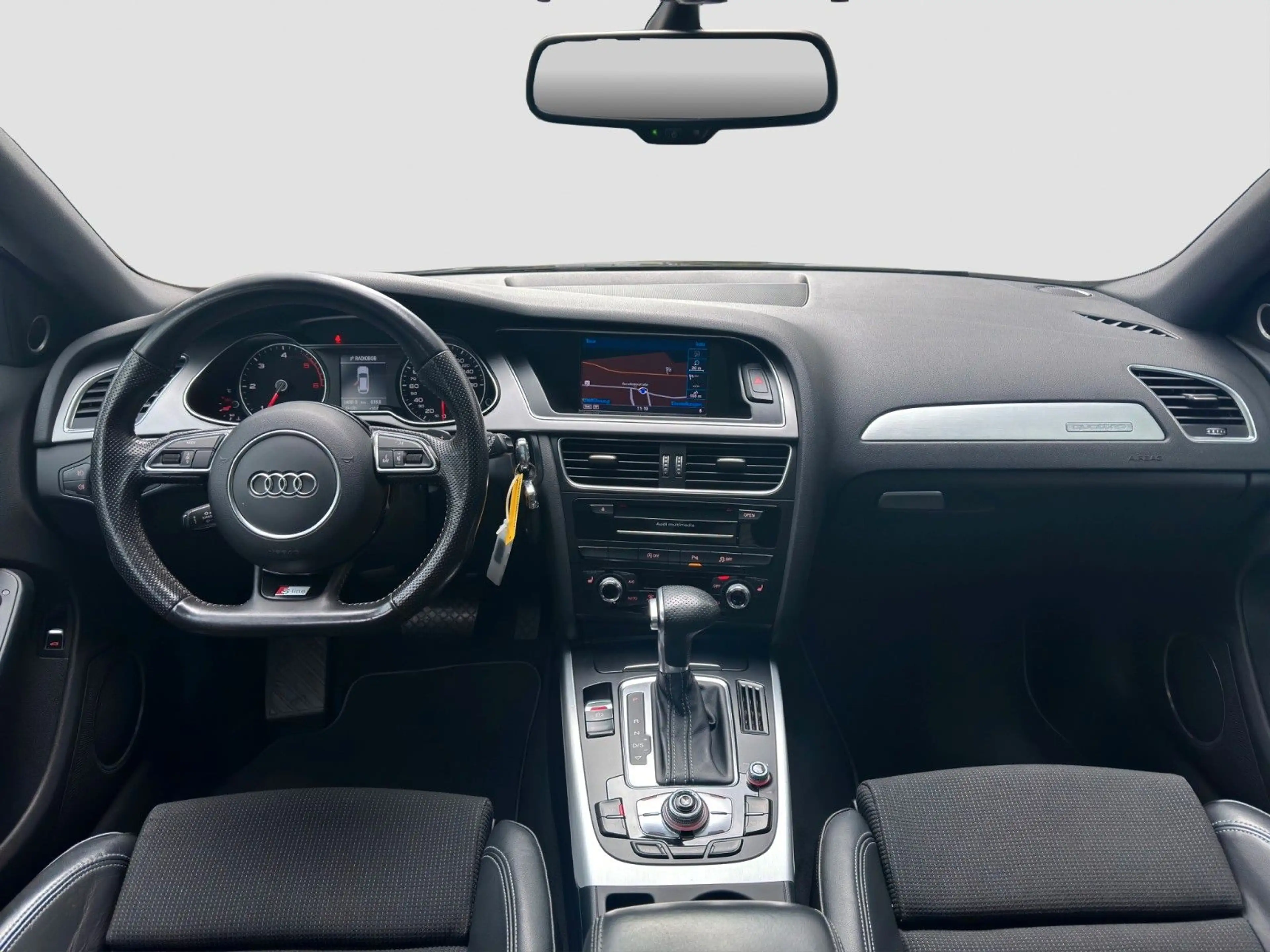 Audi A4 Av. S-LINE 3.0 TDI QUATTRO B&O PANO AHK 19" — photo 13