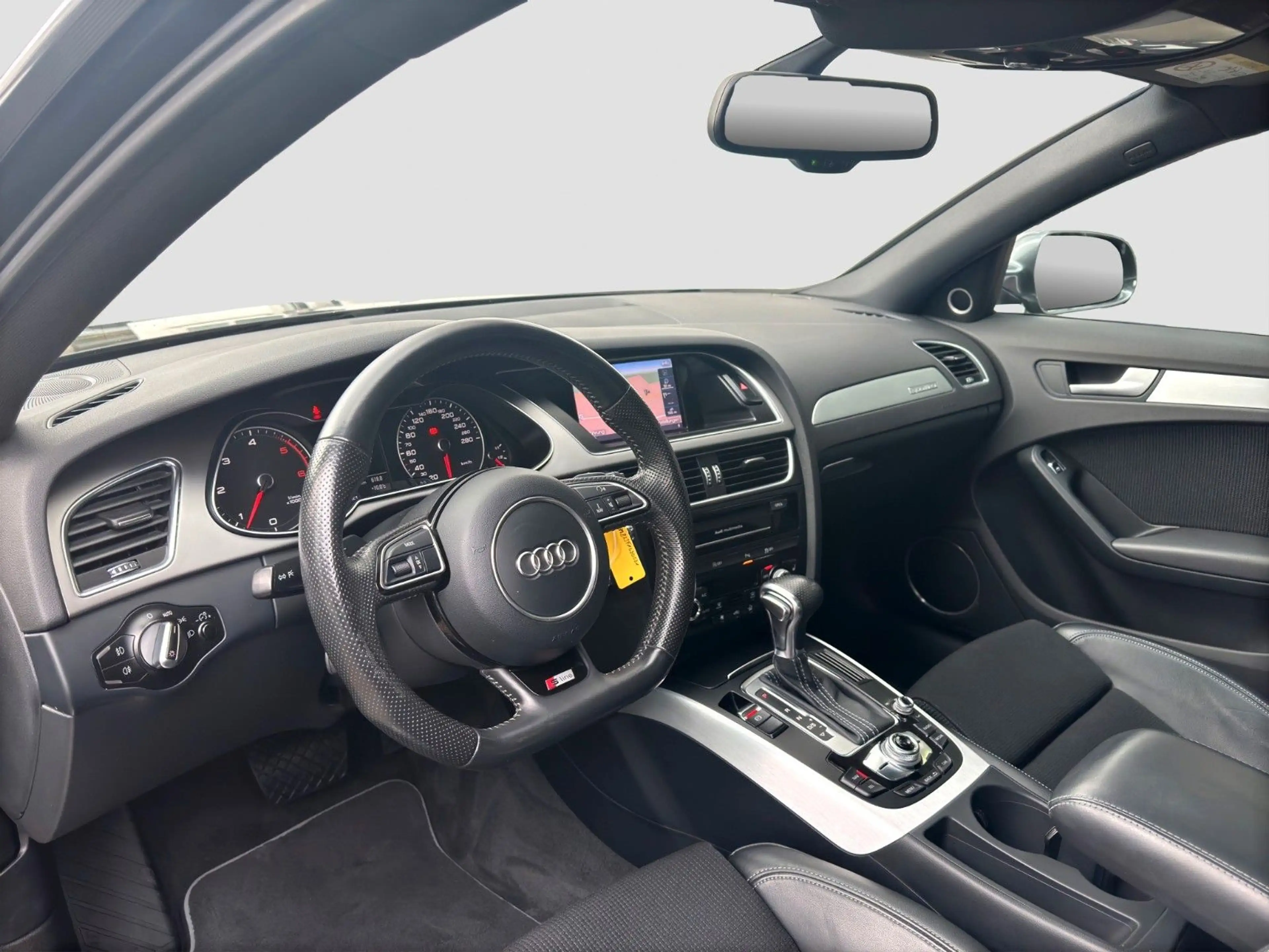 Audi A4 Av. S-LINE 3.0 TDI QUATTRO B&O PANO AHK 19" — photo 12