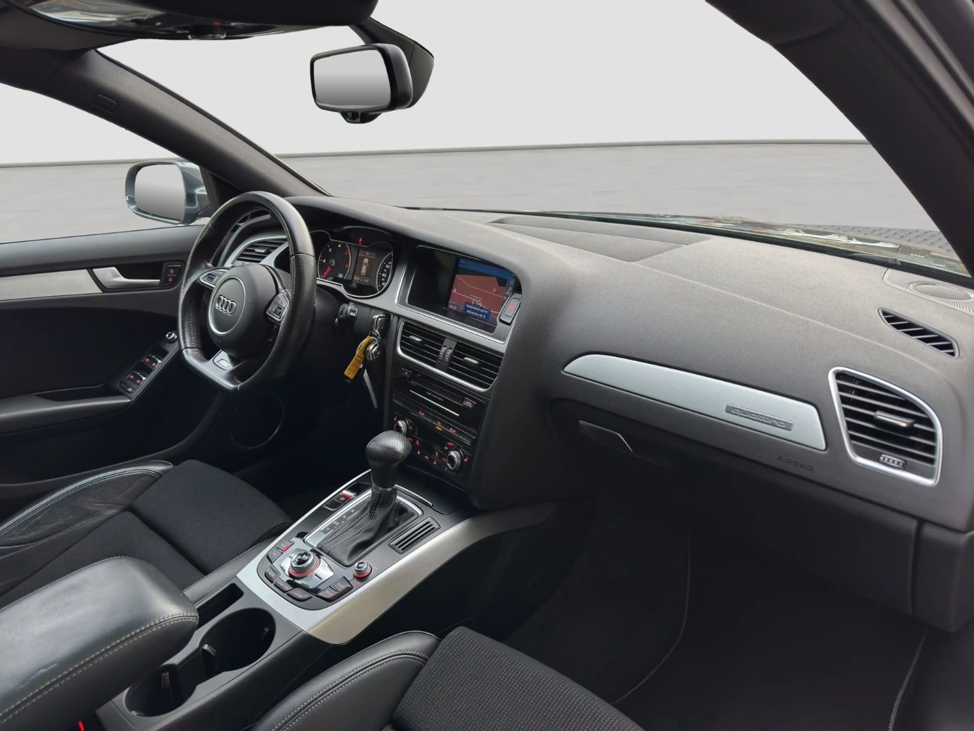 Audi A4 Av. S-LINE 3.0 TDI QUATTRO B&O PANO AHK 19" — photo 10