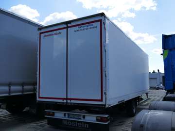 Koffer mit Durchlademöglichkeit