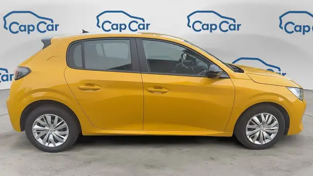 Peugeot 208 view 4