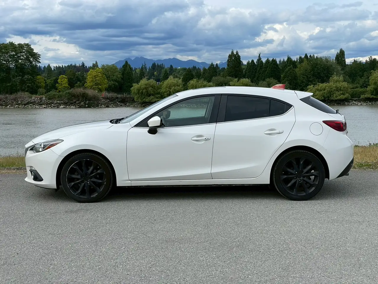 Mazda 3 fotografie Mazda 3