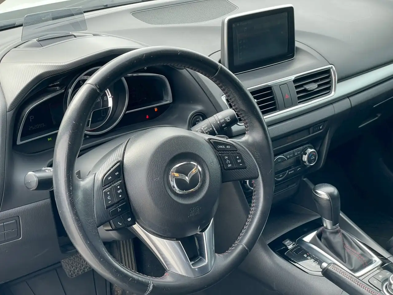 Mazda 3 fotografie Mazda 3