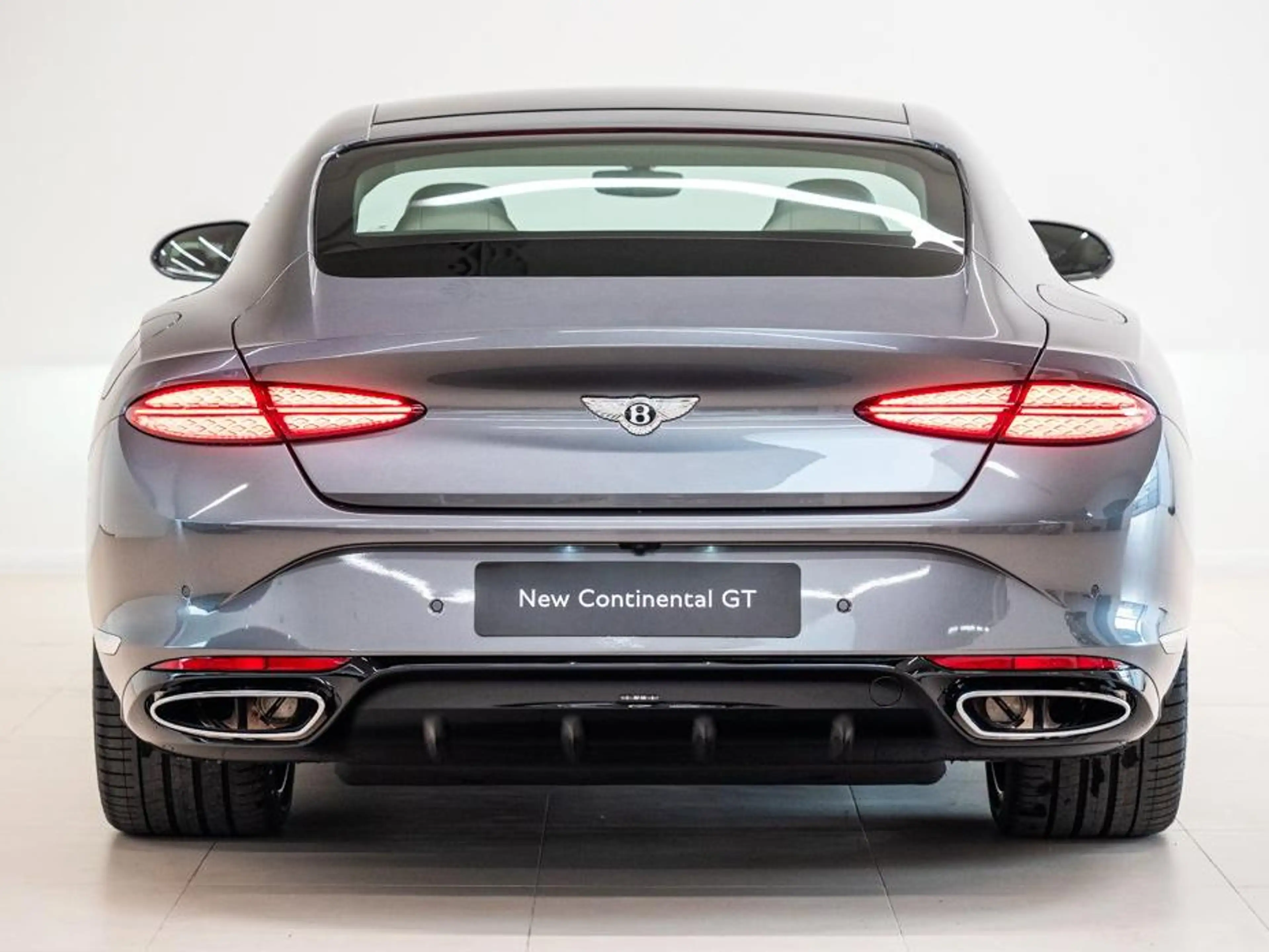 Bentley Continental GT 2026 Continental GT Azure V8 Hybrid — photo 8
