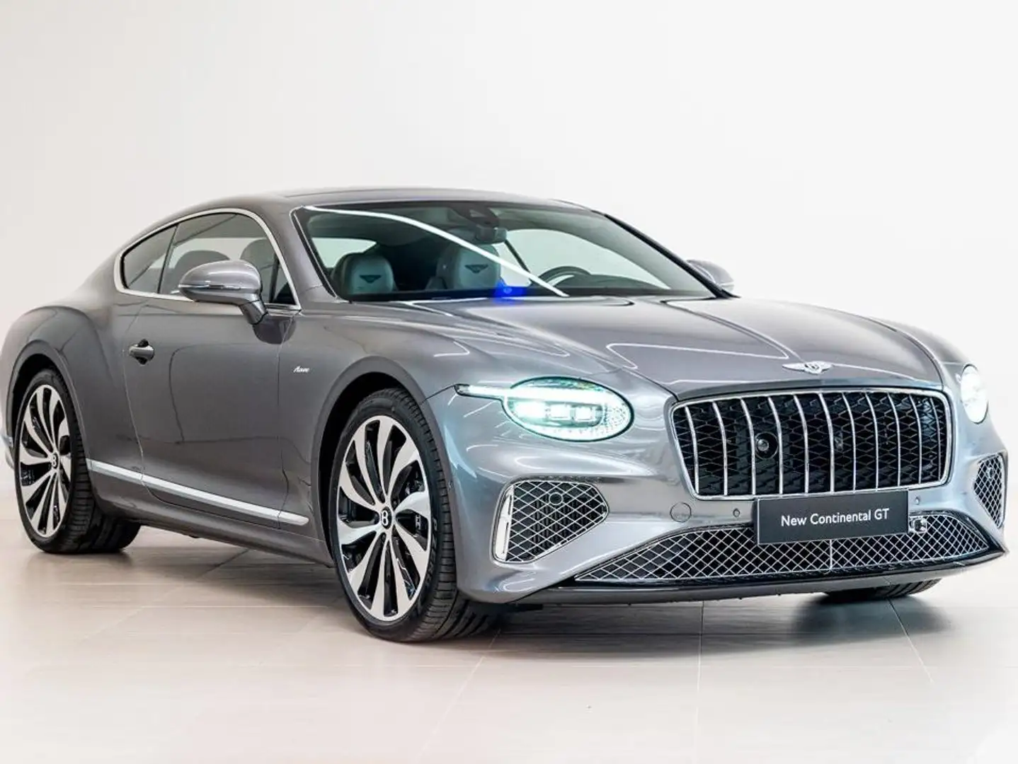 Bentley Continental GT 2026 Continental GT Azure V8 Hybrid Grijs - 1