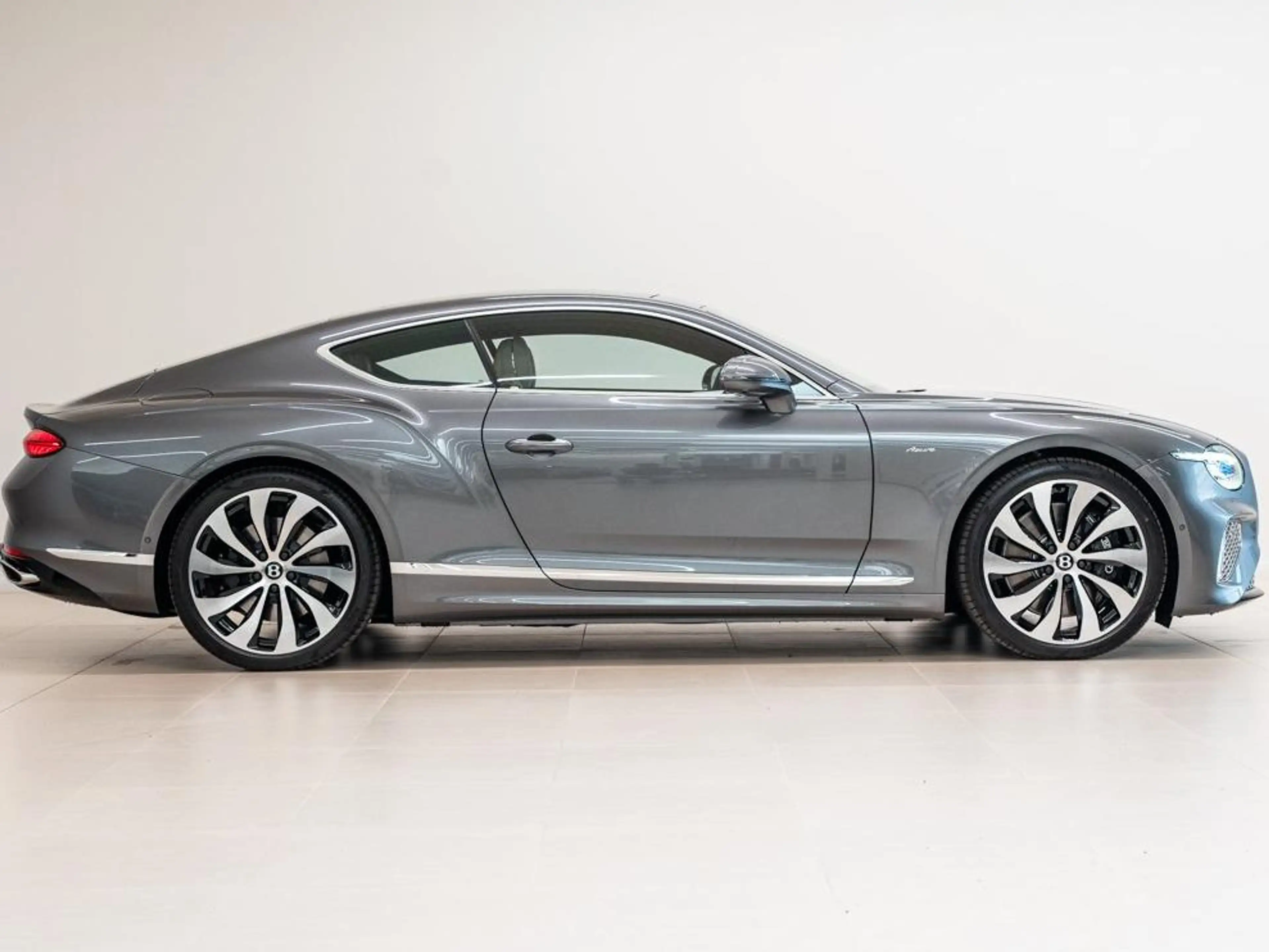 Bentley Continental GT 2026 Continental GT Azure V8 Hybrid — photo 5