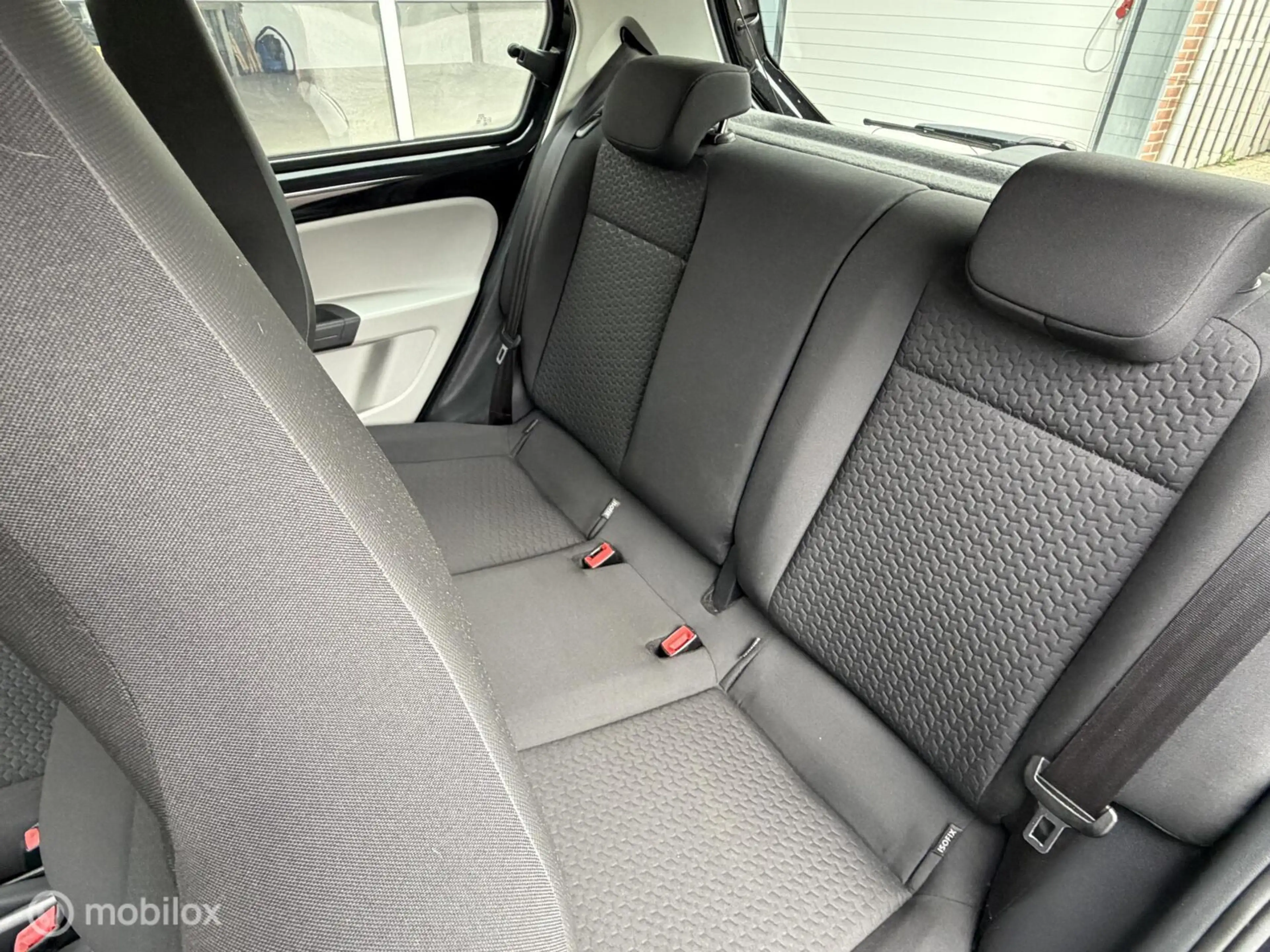 SEAT Mii 1.0 Sport Intense|Parkeersensoren|1e eigenaar|Deal — photo 9