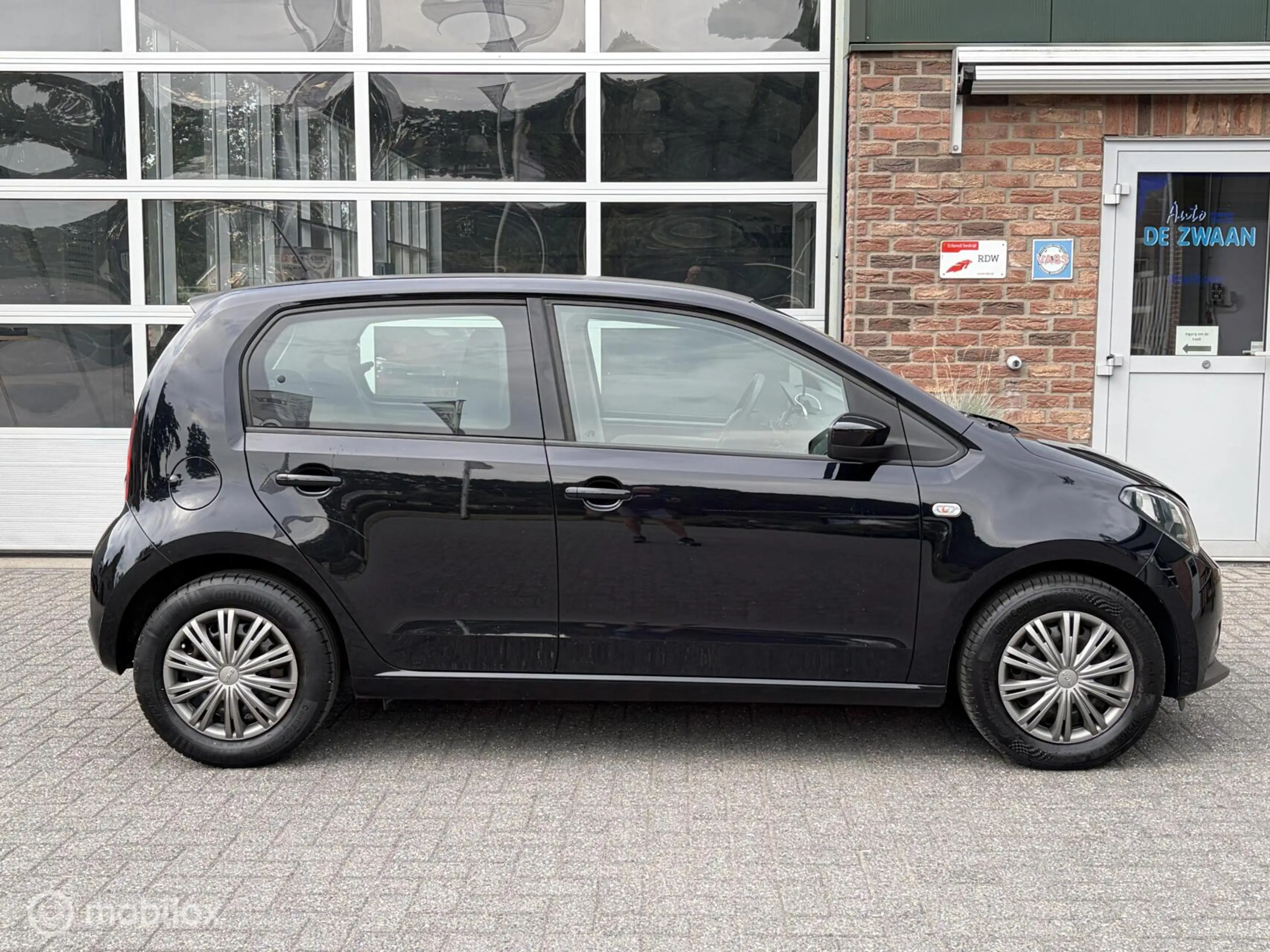 SEAT Mii 1.0 Sport Intense|Parkeersensoren|1e eigenaar|Deal — photo 5