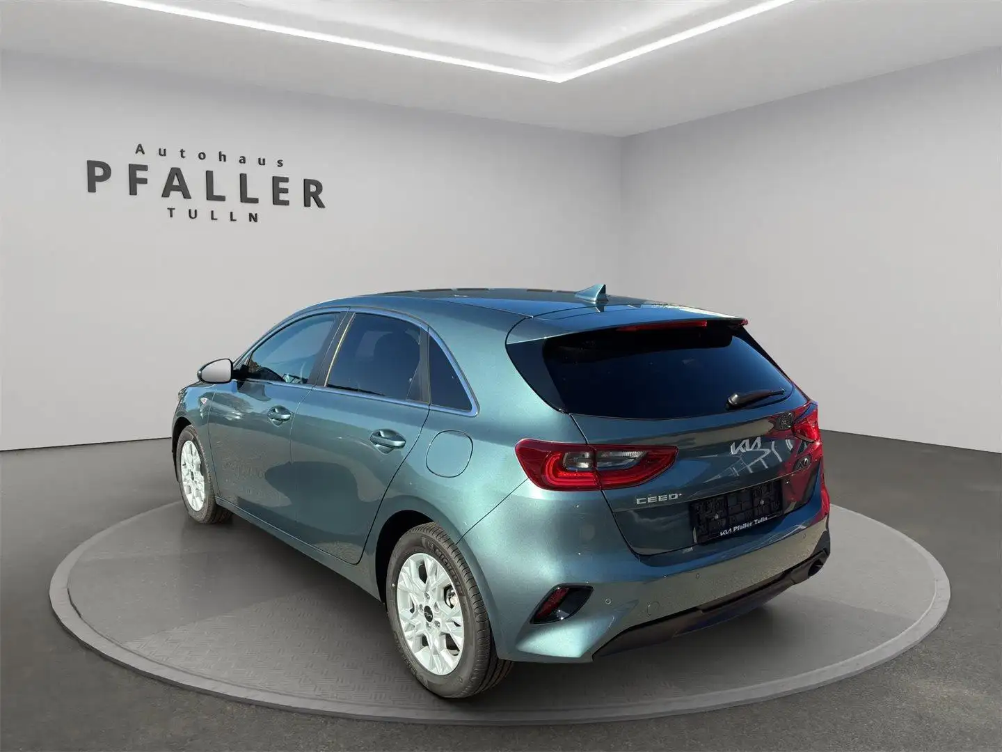 Kia Ceed / cee'd ceed 1,0 T-GDI GPF Silber - 2