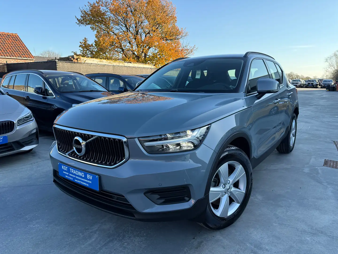 Volvo XC40 1.5 T2 NAVIGATIE CAMERA FULL LED CARPLAY DAB PDC Gris - 1