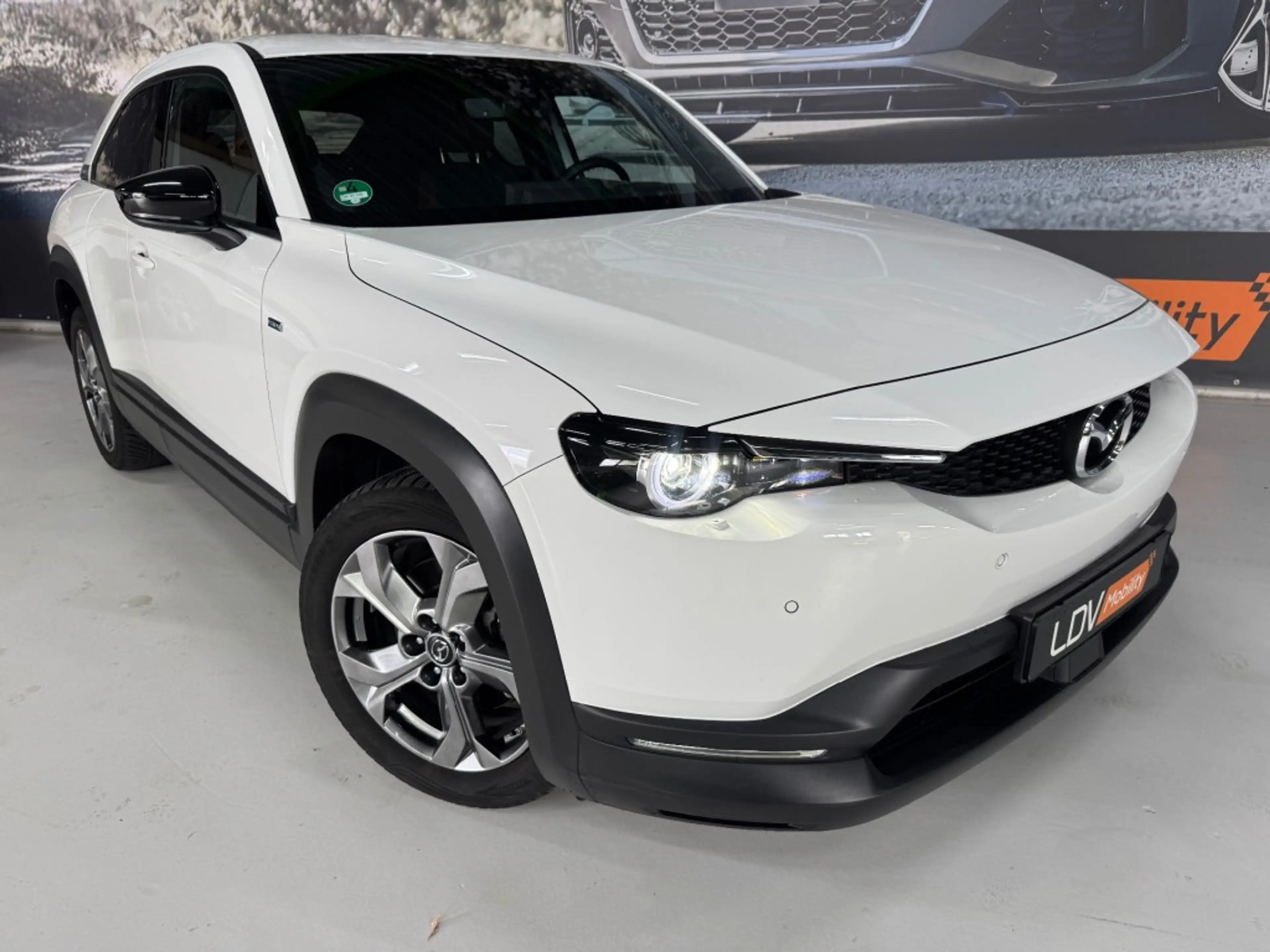 Mazda MX-30 e-SkyActiv EV 145 Advantage 36 kWh — photo 10