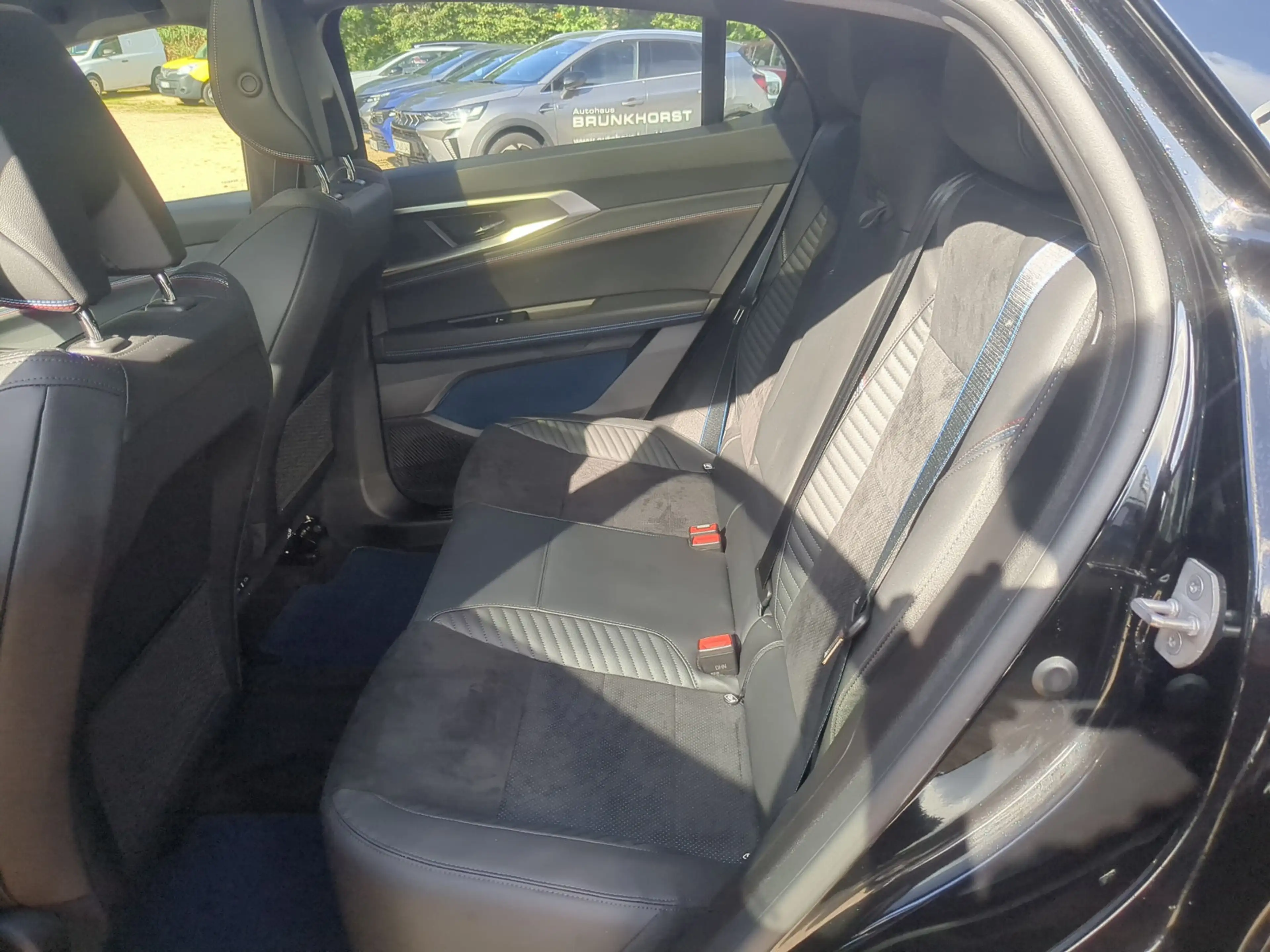 Renault Rafale Full-Hybrid E-Tech 200 Esprit Alpine SHZ+Navi+LKHZ — photo 10