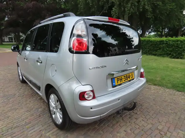 Citroen C3 Picasso view 4