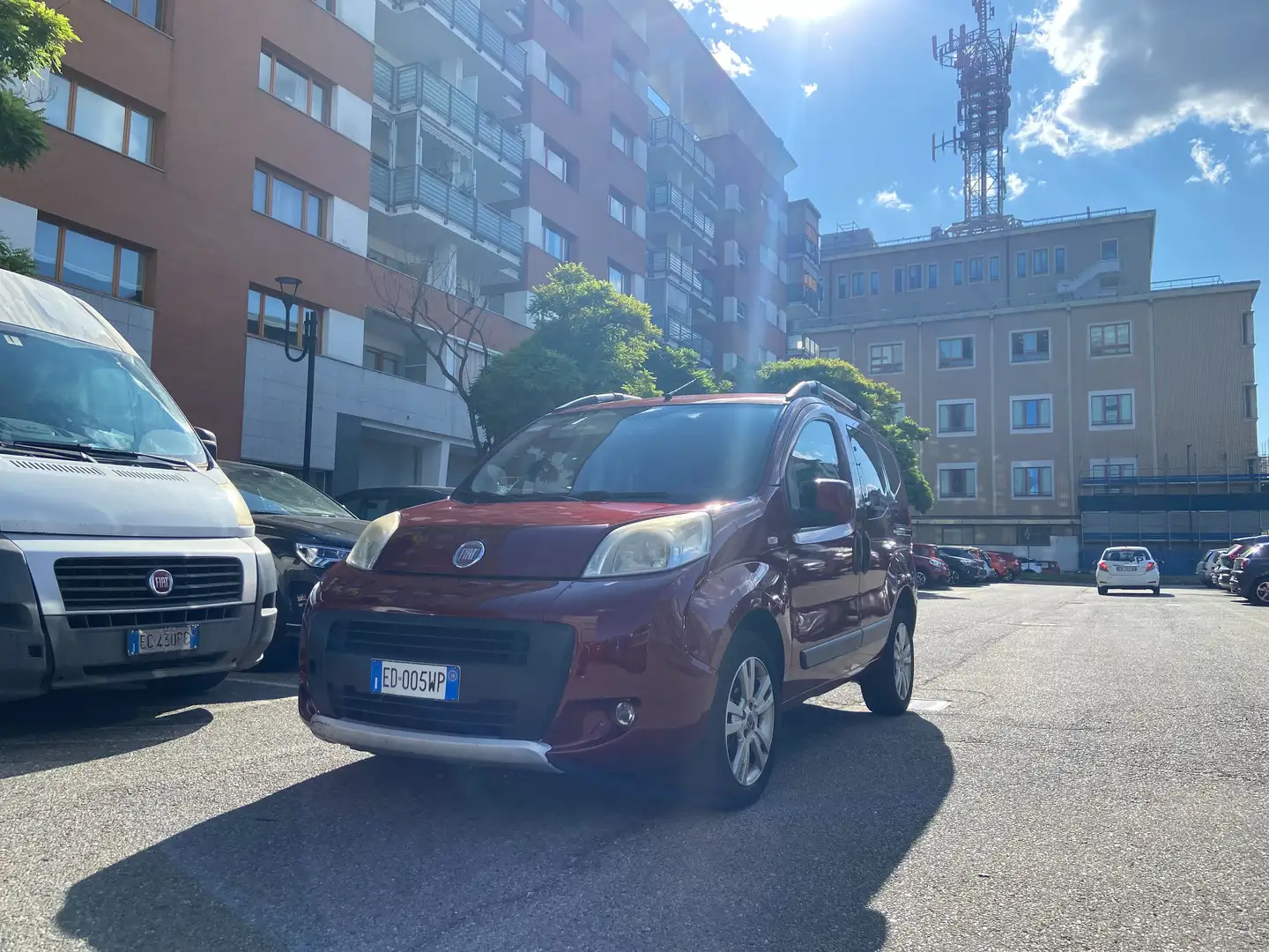 Fiat Qubo qubo 1.3 MJT 95 CV TREKKING 4x4 Rosso - 2