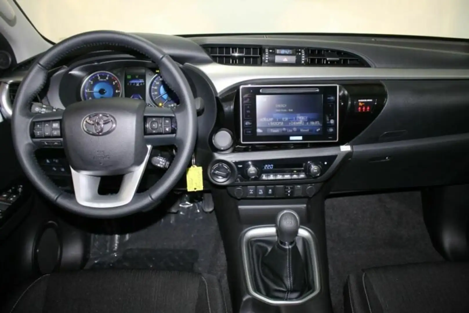 Toyota Hilux Hilux 2.4 d-4d double cab Comfort 4wd Bianco - 2