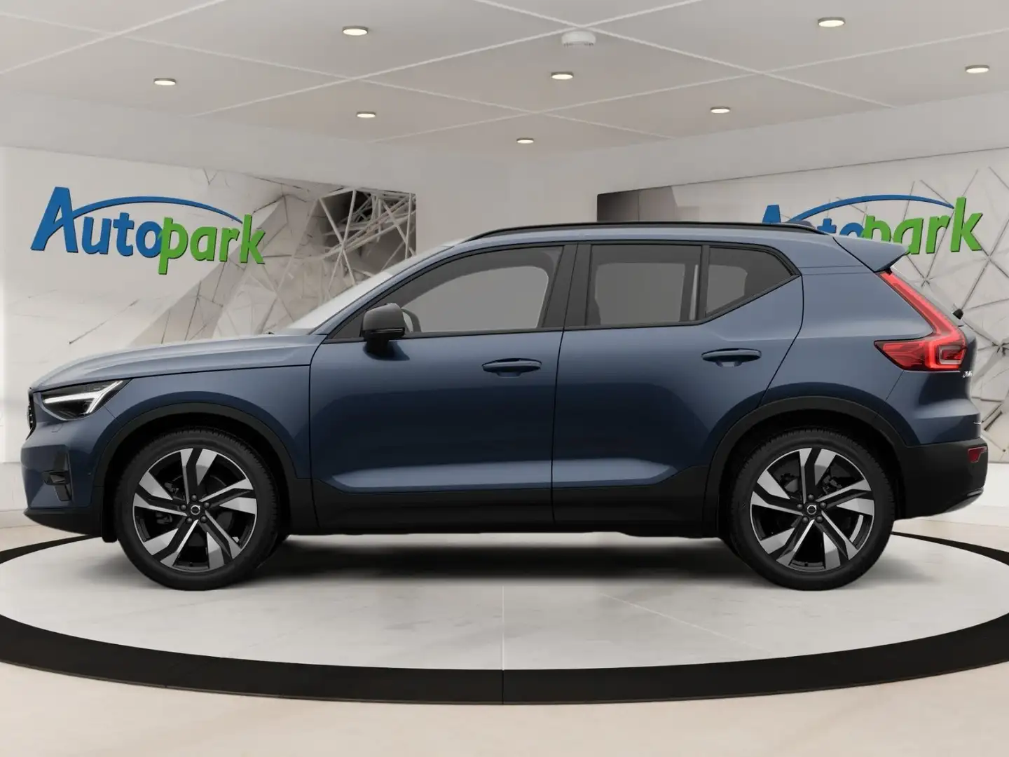 Volvo XC40 B4 Plus Dark - 2