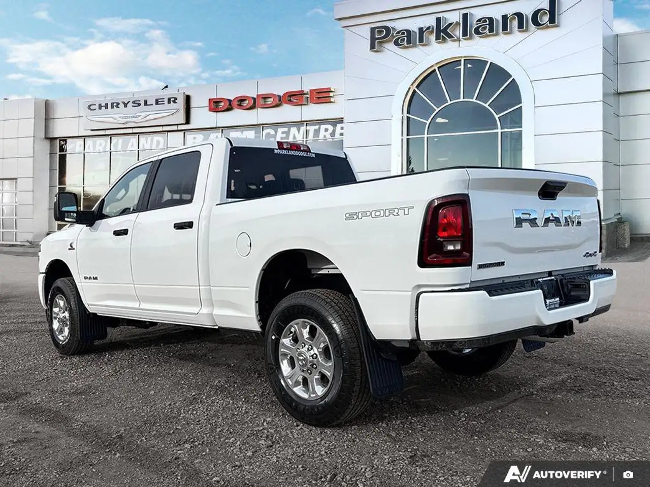 RAM 3500 снимка RAM 3500