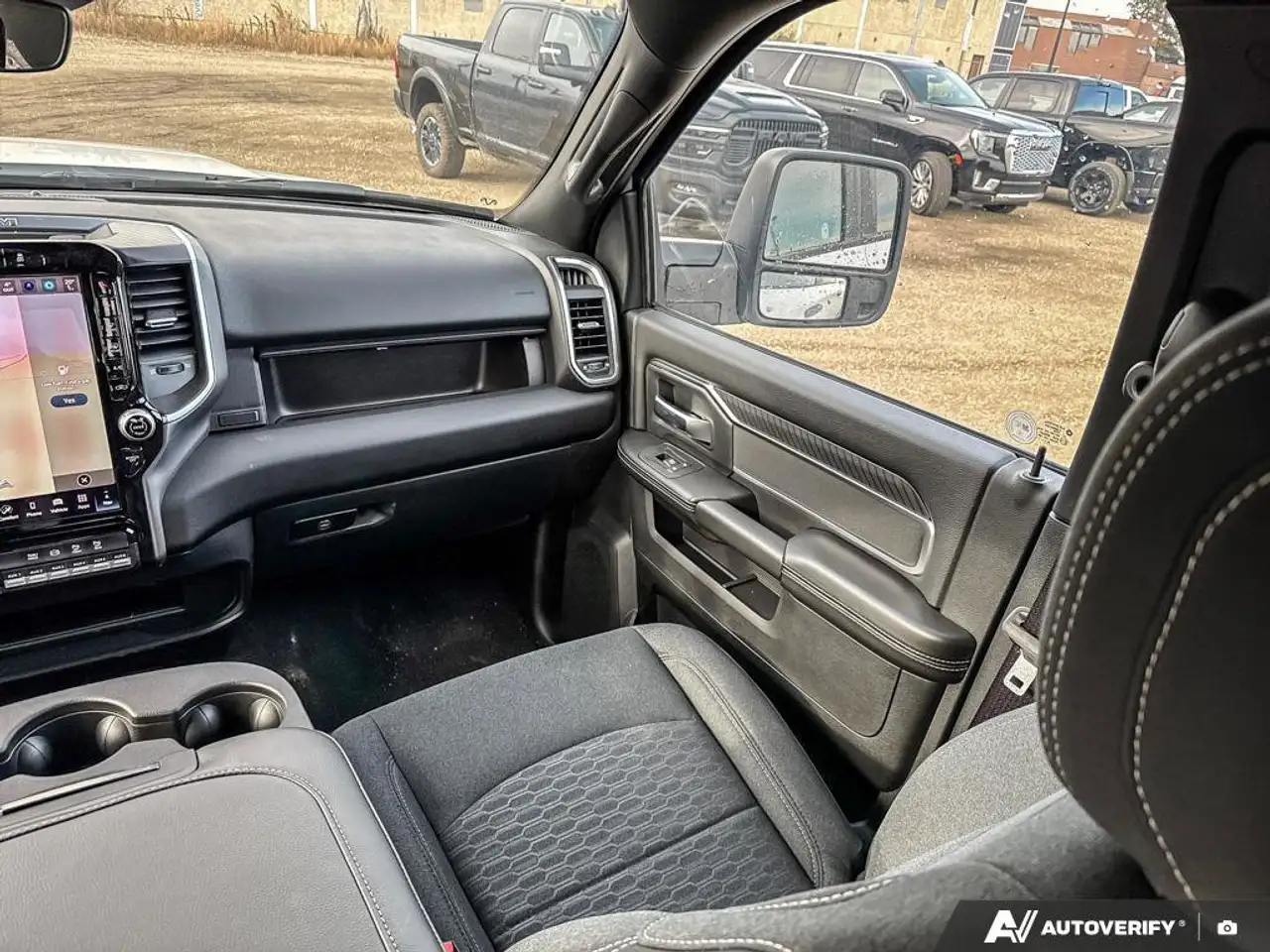 RAM 3500 снимка RAM 3500