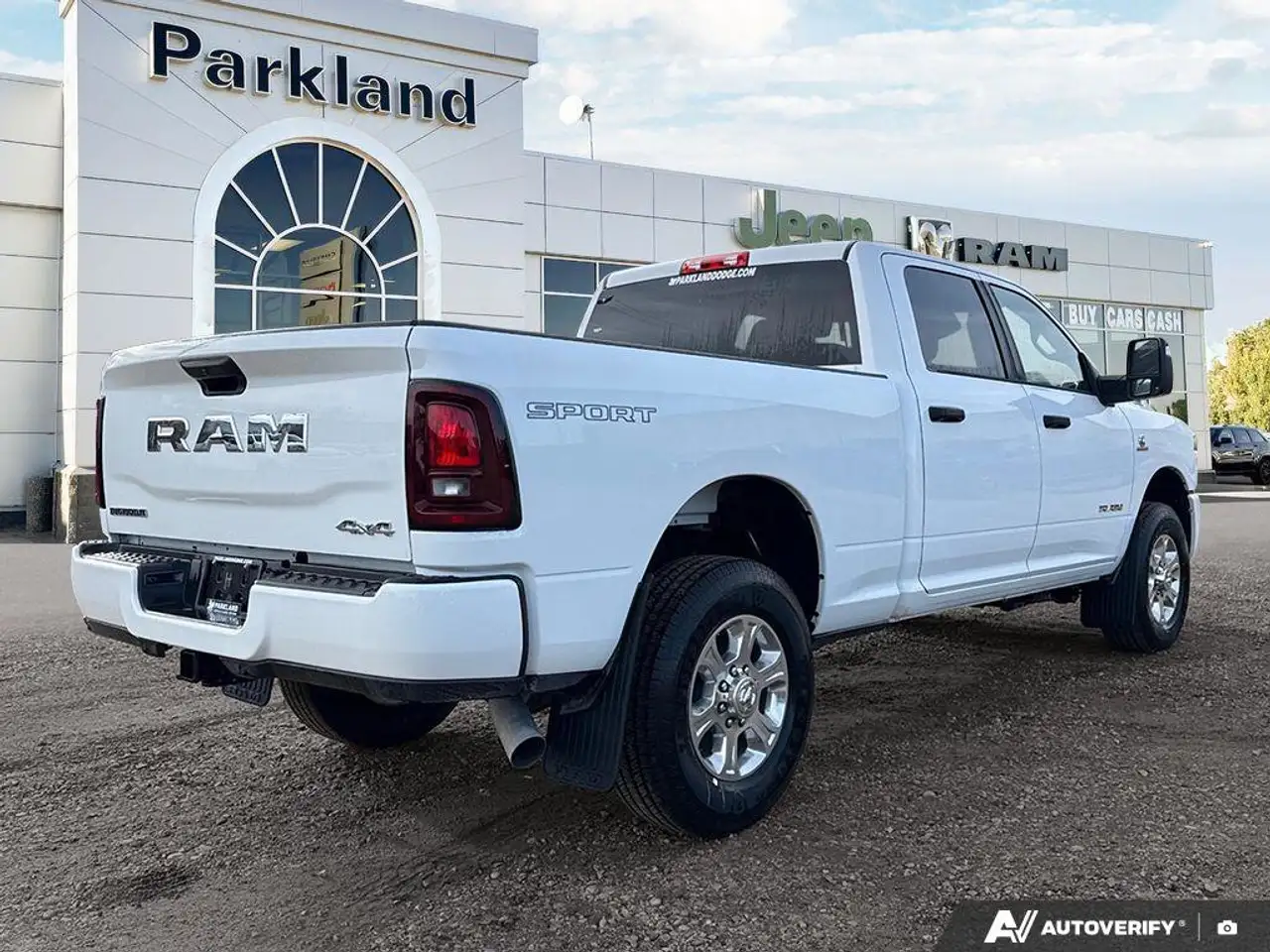 RAM 3500 снимка RAM 3500