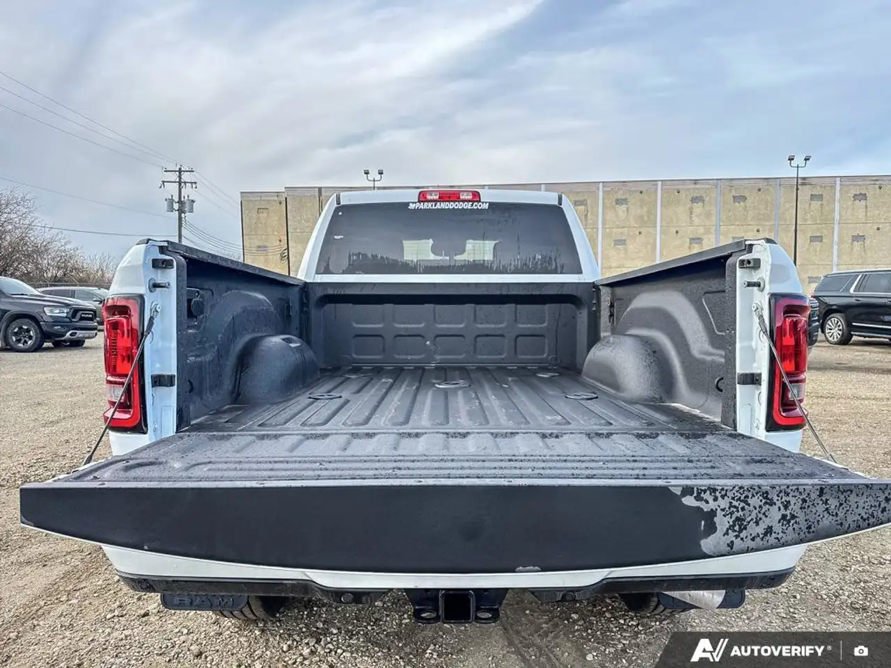 RAM 3500 снимка RAM 3500