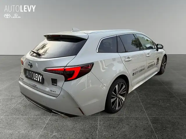 Toyota Corolla view 6