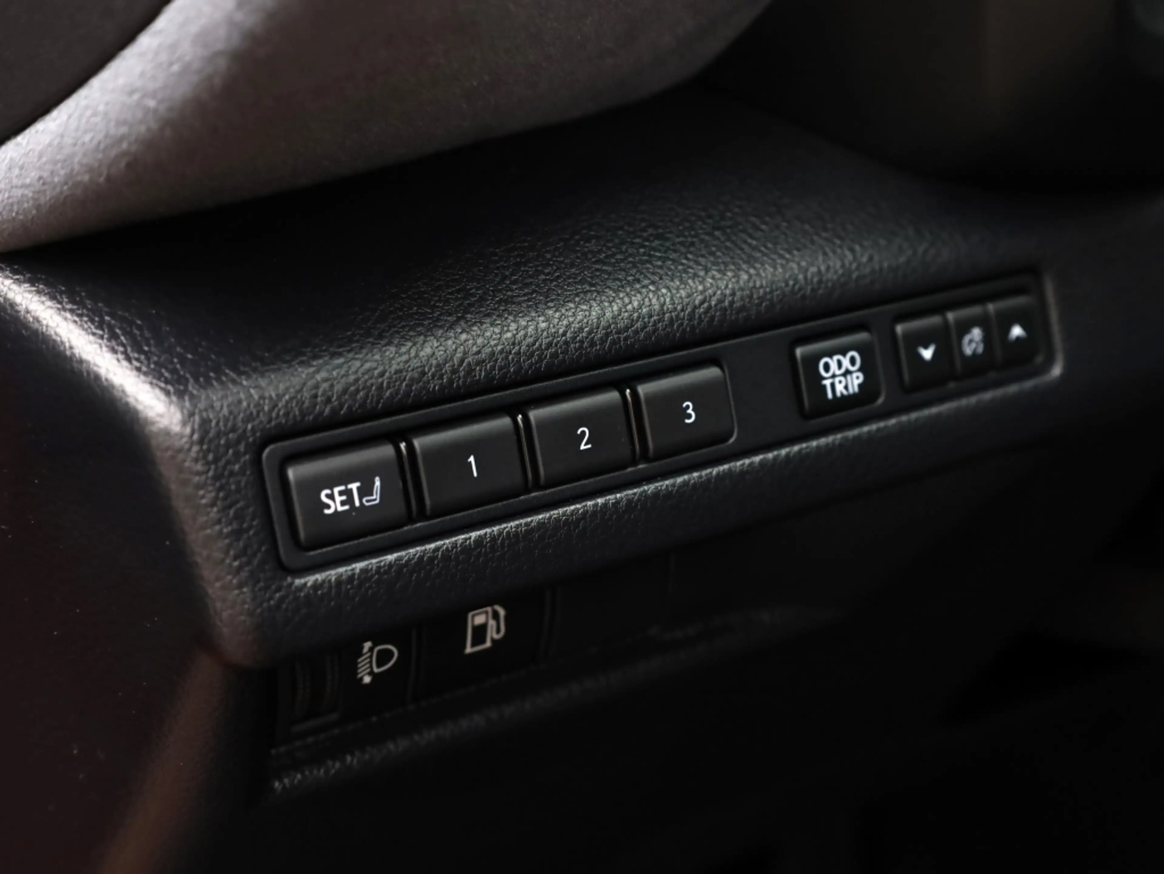 Lexus LBX Cool 2WD | Leder/Alcantara | Memory Seat | Trekhaa — photo 23